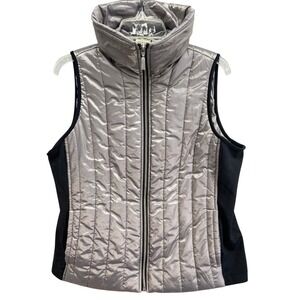 Zenergy by Chicos Vest Sz 1 M 8 Quilted Puffer Black‎ Trim Zip Front Gorpcore